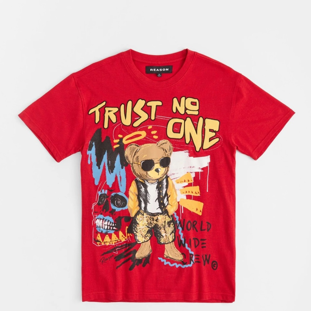NWT Men’s Red Graphic T-Shirt sz Small